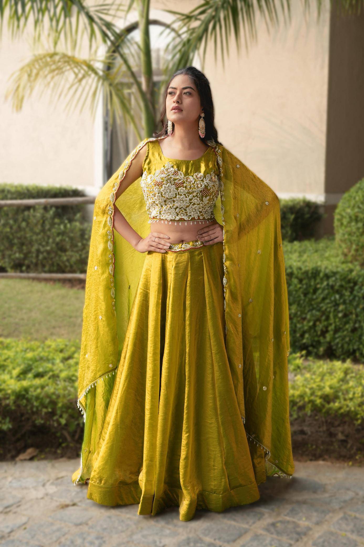 GRTN 8124 ANTIQGLD Fendy Bridal lehenga shops in Kolkata